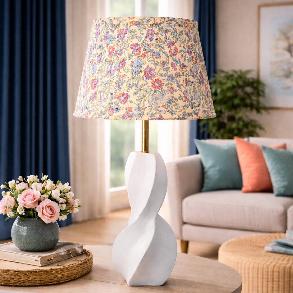 Earthy Blossom SE Pleated & Lumo Twist White Combo